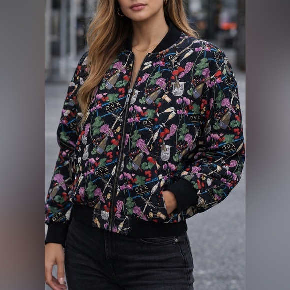 Nicole Miller Jackets & Blazers - Vintage Nicole Miller Artelier 1994 Silk Bomber Jacket Rare Wine Champagne Print